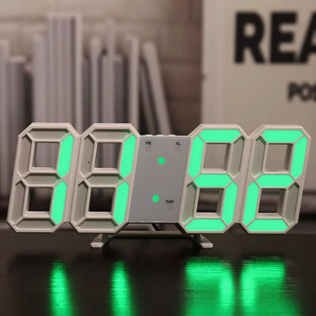 CLOCK - Stylische Digitale 3D LED Uhr