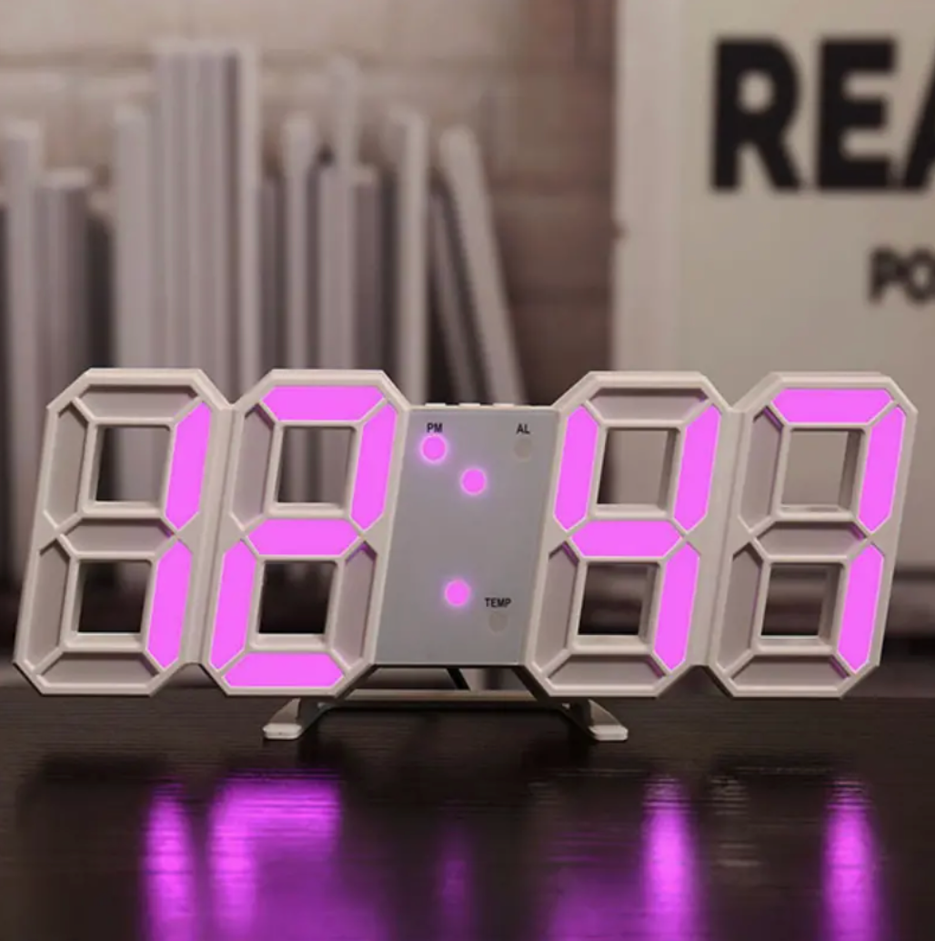 CLOCK - Stylische Digitale 3D LED Uhr