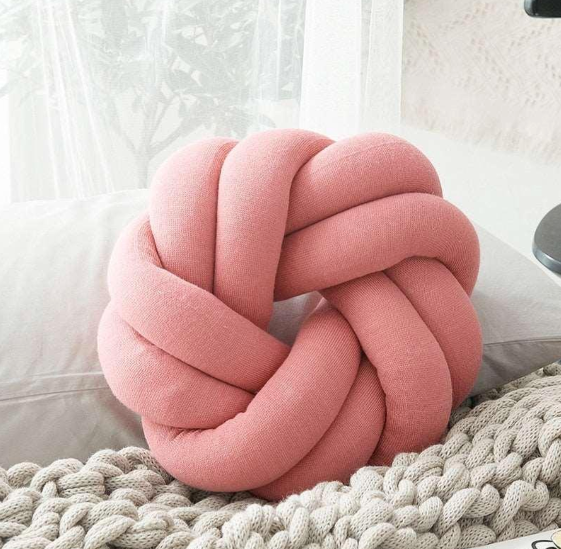 COTTON KNOT PILLOW - BAUMWOLLKNOTEN - KISSEN