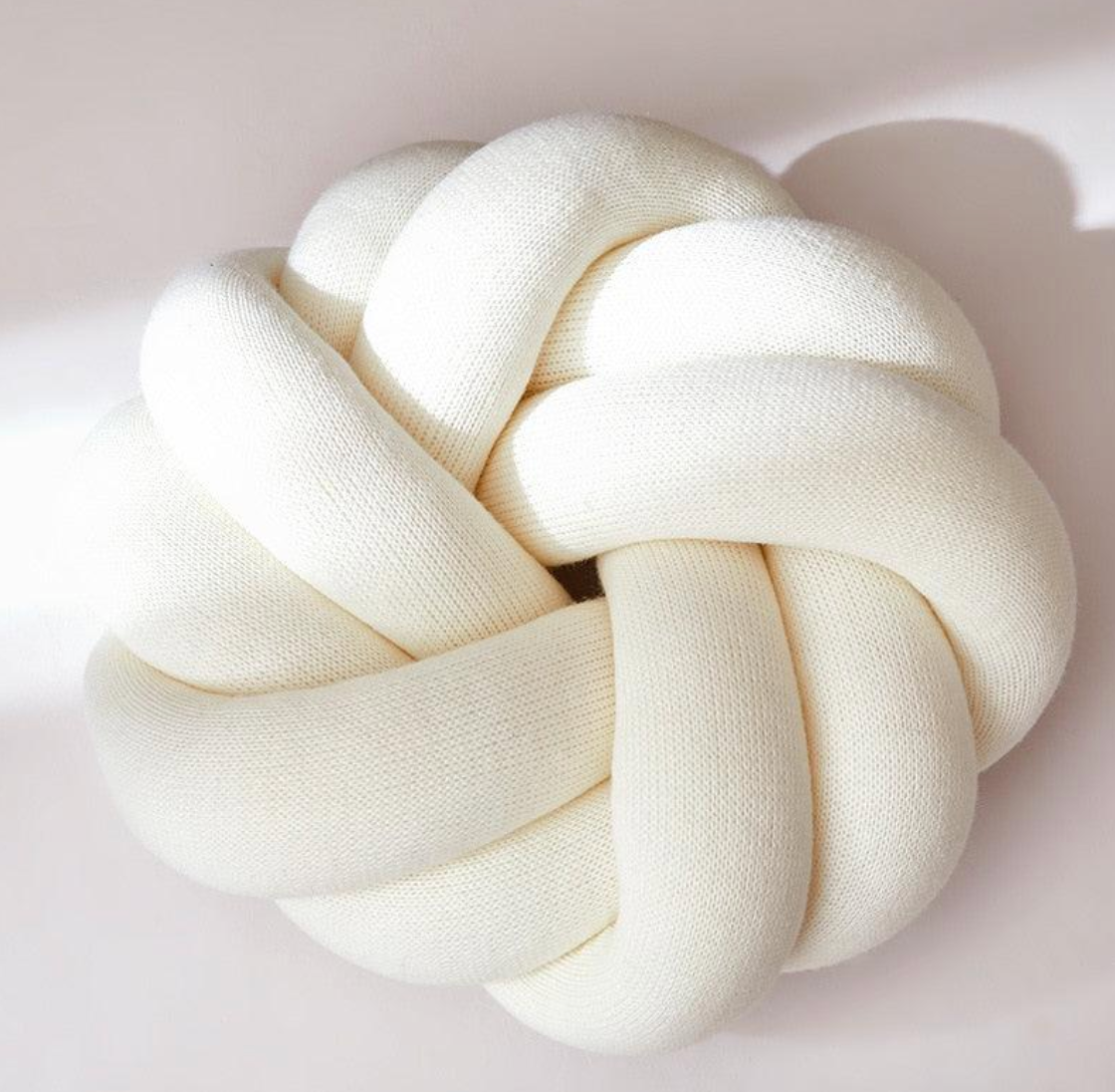 COTTON KNOT PILLOW - BAUMWOLLKNOTEN - KISSEN