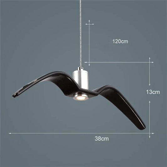 BeakBrilliance | deckenlampe im vogeldesign